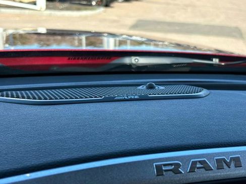 Used 2021 RAM 2500 Laramie AWD/4WD image 23