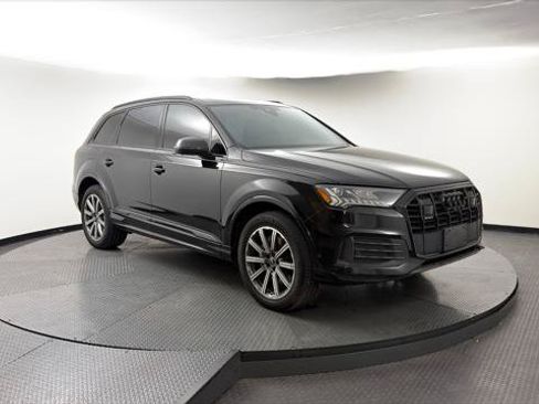 Used 2023 Audi Q7 2.0T Premium Plus w/ Premium Plus Package AWD/4WD image 11