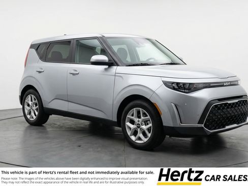 Used 2025 Kia Soul LX w/ LX Technology Package image 1