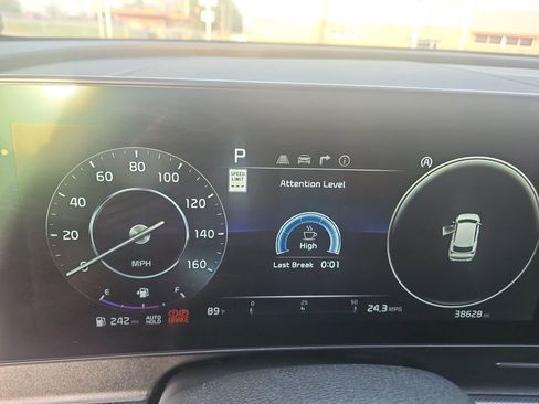 Used 2023 Kia Sportage SX image 22