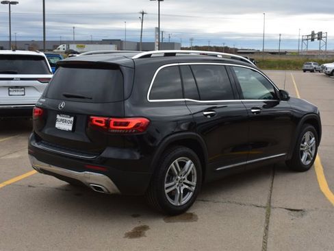 Used 2021 Mercedes-Benz GLB 250 image 5