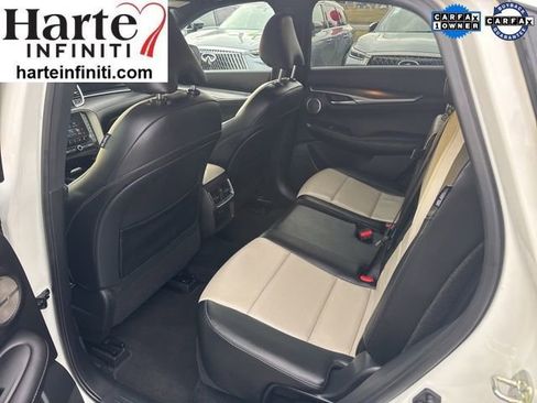 Certified 2023 INFINITI QX55 Essential image 10