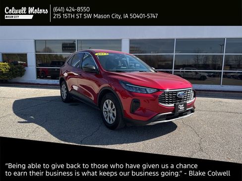 Used 2023 Ford Escape Active image 1