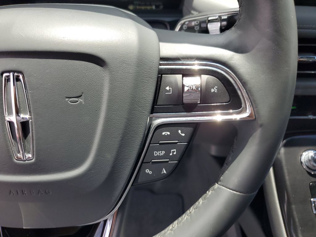 Used 2022 Lincoln Nautilus Reserve FWD image 15