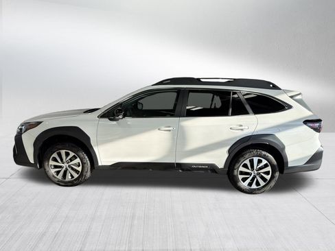 Certified 2025 Subaru Outback Premium w/ Popular Package #1A image 5