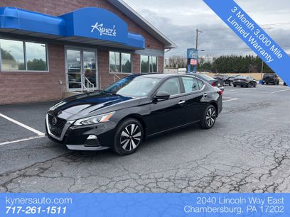 Used 2022 Nissan Altima 2.5 SV w/ SV Premium Package