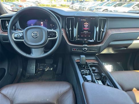 Used 2023 Volvo XC60 B5 Plus w/ Protection Package Premier image 13