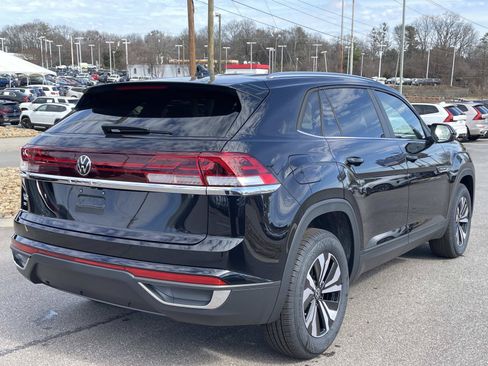 New 2026 Volkswagen Atlas Cross Sport SE FWD image 7