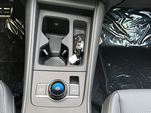 New 2026 Volkswagen Tiguan SE R-Line AWD/4WD image 10