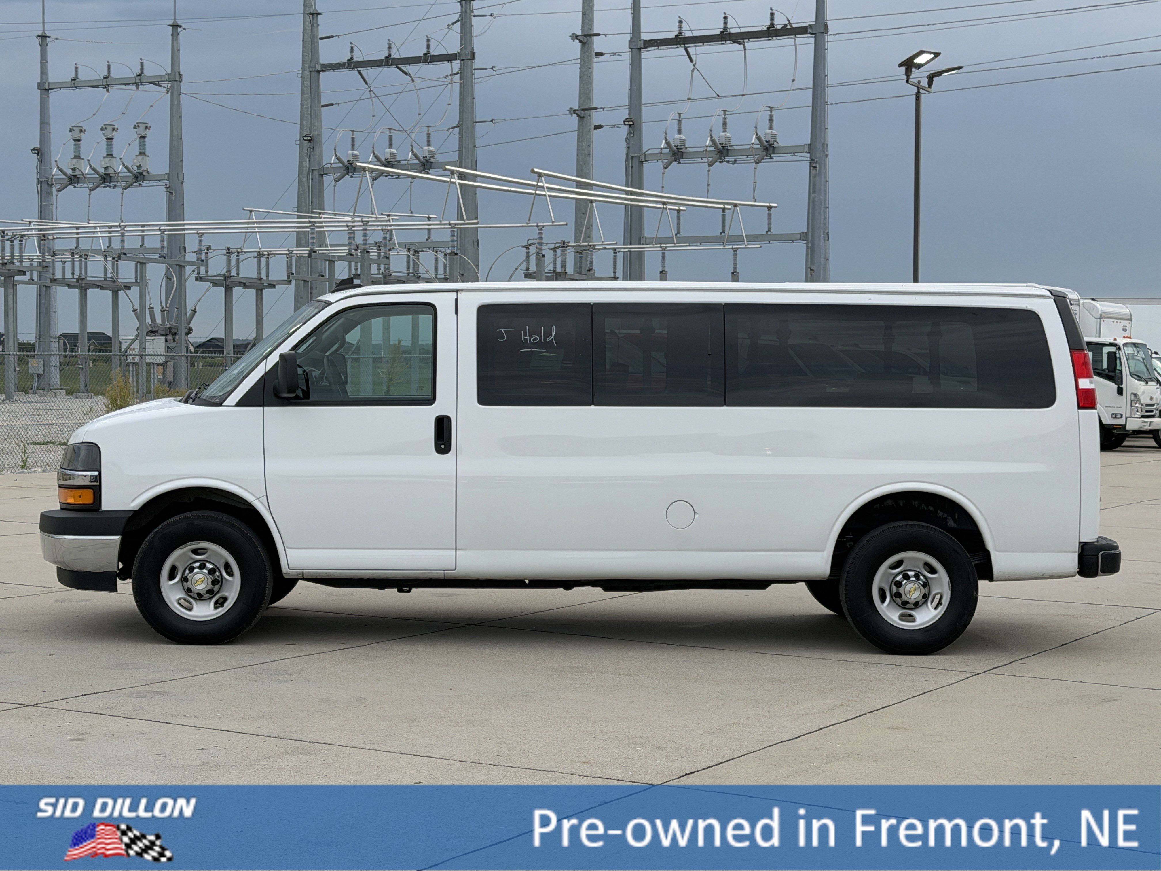 Certified 2024 Chevrolet Express 3500 LT w/ LT Preferred Equipment Group RWD image 9