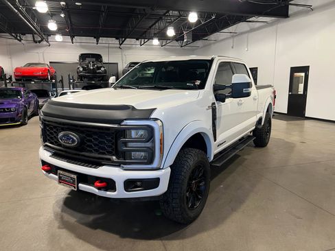 Used 2023 Ford F350 Lariat w/ Sport Appearance Package image 7