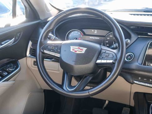 Used 2023 Cadillac XT4 Luxury w/ Driver Awareness Package FWD image 17