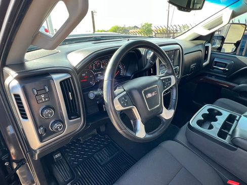Used 2016 GMC Sierra 2500 SLE w/ SLE Preferred Package AWD/4WD image 16