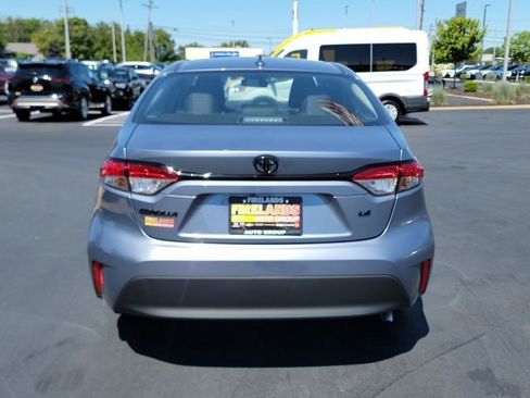 New 2025 Toyota Corolla LE image 6