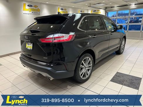 Used 2024 Ford Edge Titanium image 27