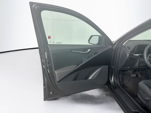 Used 2026 Kia Niro LX FWD image 26