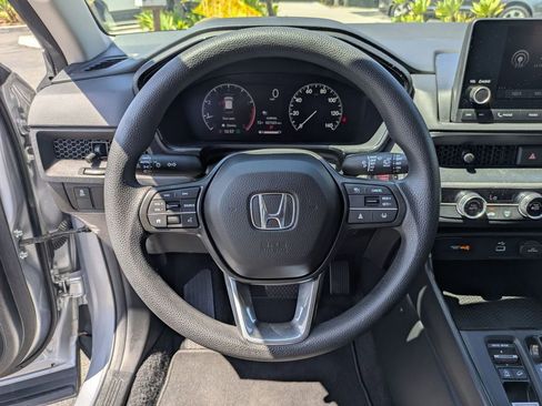 Used 2025 Honda CR-V LX image 18