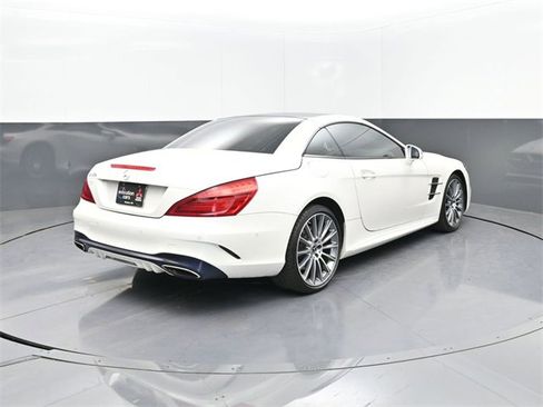 Used 2019 Mercedes-Benz SL 450 w/ Premium Package image 31
