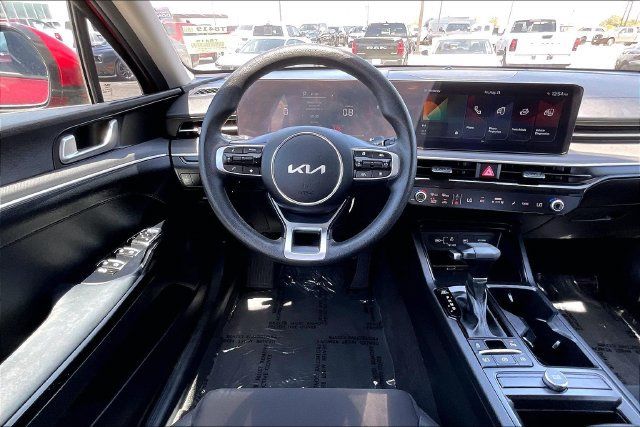 Used 2025 Kia K5 LXS FWD image 4