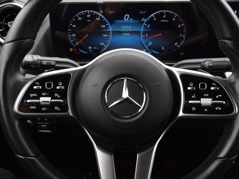 Certified 2023 Mercedes-Benz GLA 250 image 21