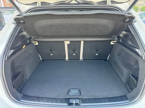 Used 2025 Mercedes-Benz GLA 250 4MATIC image 9
