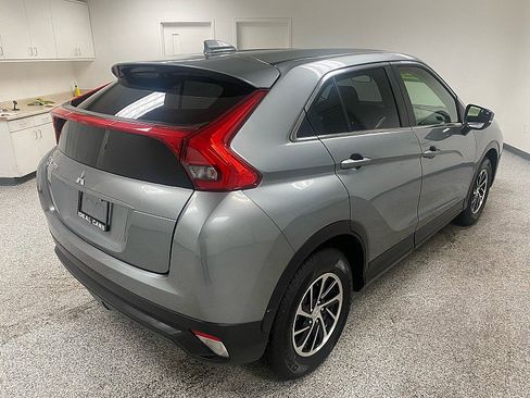 Used 2020 Mitsubishi Eclipse Cross ES image 5