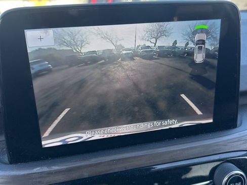 Used 2020 Ford Escape Titanium w/ Titanium Premium Package 2.0 image 12