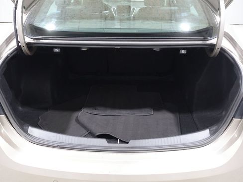 Used 2024 Chevrolet Malibu LT FWD image 4