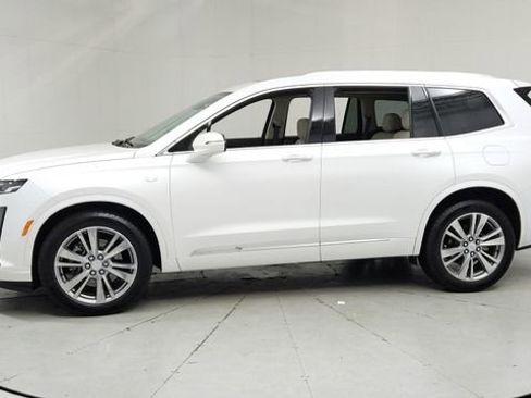 Certified 2024 Cadillac XT6 Premium Luxury w/ LPO, Floor Liner Package image 2