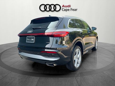 Used 2025 Audi Q5 Premium Plus AWD/4WD image 5