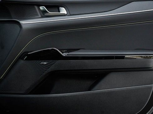 New 2026 Kia K5 GT FWD image 8