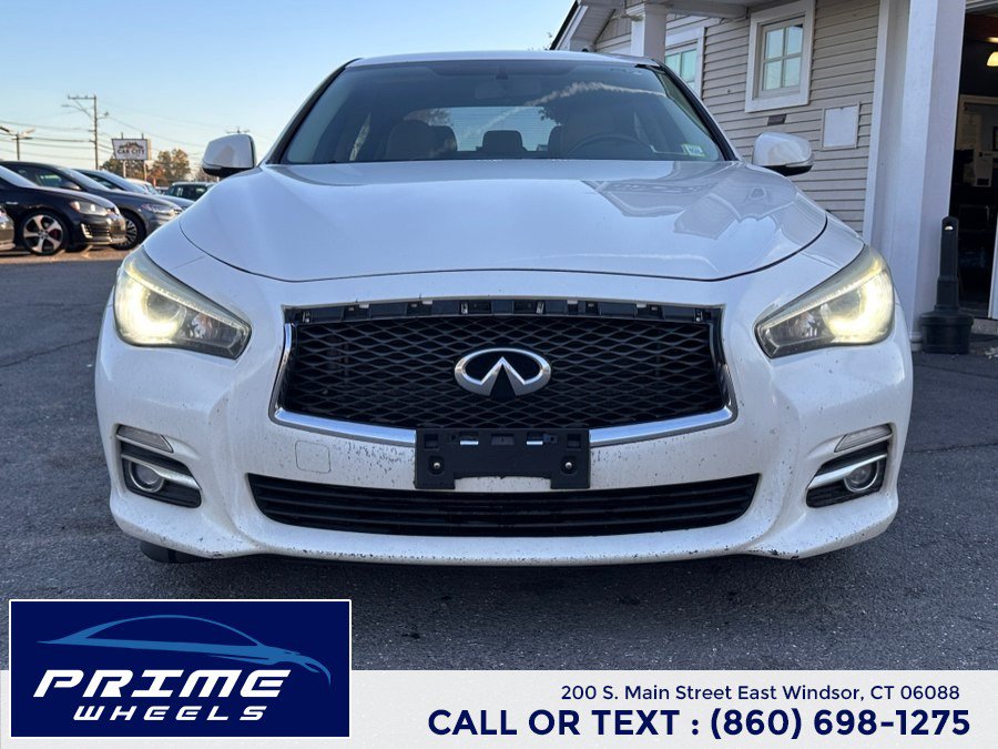 Used 2015 INFINITI Q50 AWD w/ Moonroof Package image 2