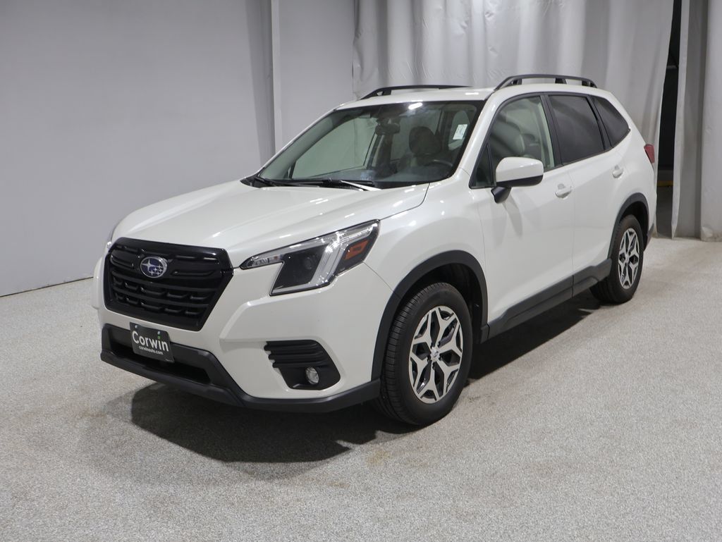 Used 2024 Subaru Forester Premium AWD/4WD image 7
