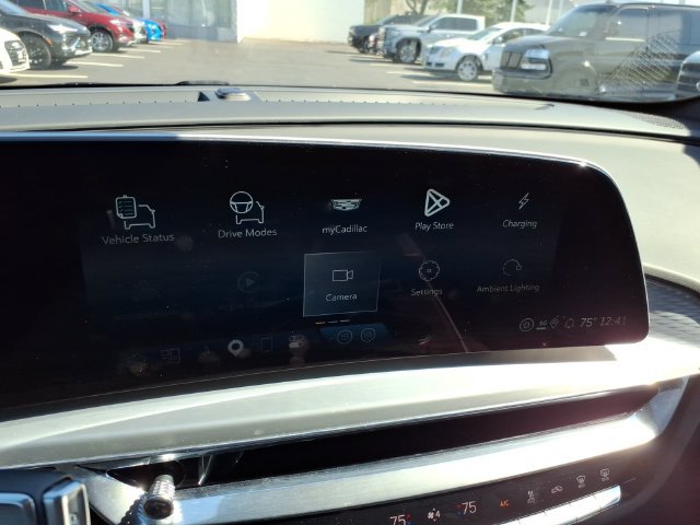 Used 2025 Cadillac Lyriq Sport AWD/4WD image 29