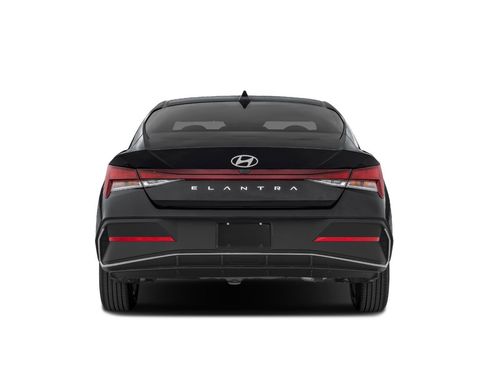 New 2026 Hyundai Elantra SE image 5