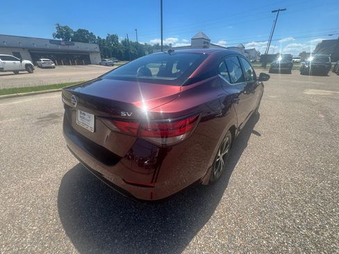 Used 2021 Nissan Sentra SV FWD image 7