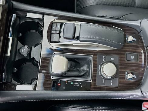 Used 2016 Lexus LS 460 image 15