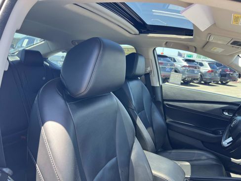 Certified 2023 Honda Accord Touring image 30