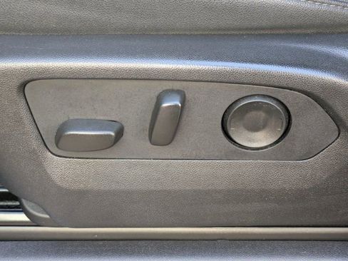 Used 2025 Chevrolet Silverado 2500 LT w/ Z71 Chrome Sport Edition image 14