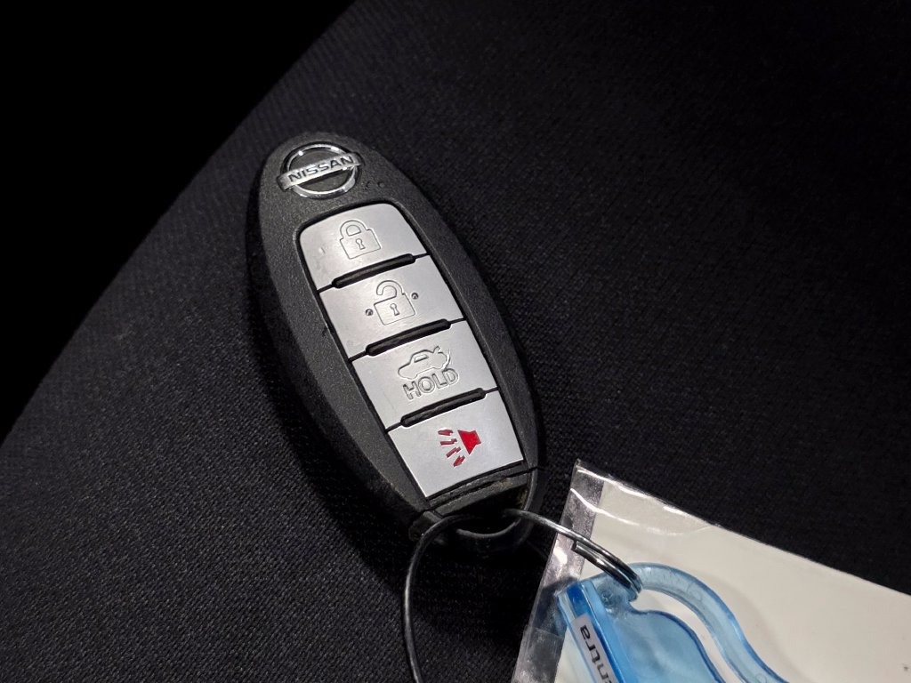 Used 2023 Nissan Sentra SV FWD image 32