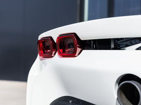 Used 2023 Ferrari SF90 Stradale image 15