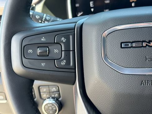 Used 2026 GMC Sierra 2500 Denali Ultimate AWD/4WD image 17