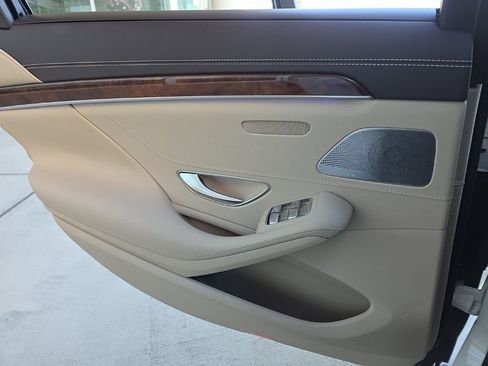 Used 2015 Mercedes-Benz S 550 S 550 image 18