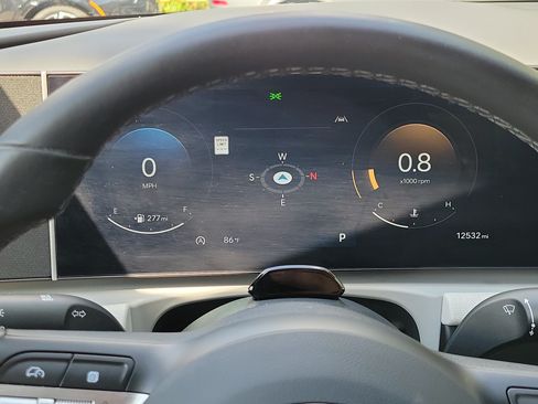 Used 2025 Hyundai Tucson SEL FWD image 19