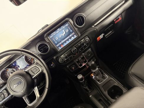 Used 2021 Jeep Gladiator Overland w/ Popular Equipment Package AWD/4WD image 35