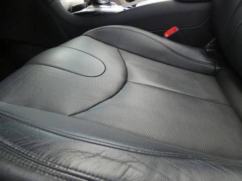 Used 2011 INFINITI G37 Sport w/ Premium Pkg image 38