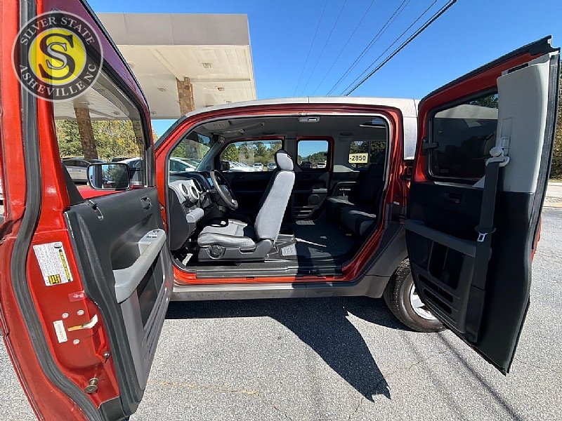 Used 2004 Honda Element EX image 14