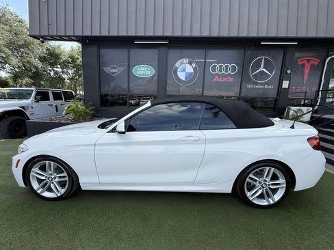 Used 2017 BMW 230i Convertible RWD image 9