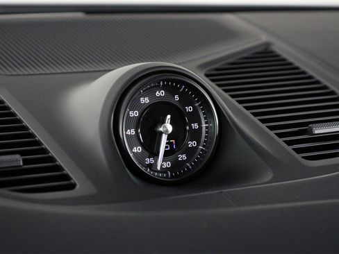 New 2026 Porsche Cayenne GTS image 16