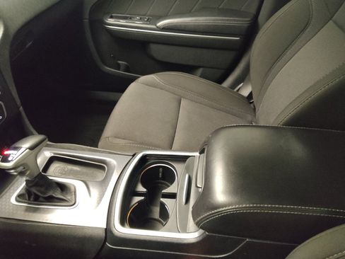 Used 2018 Dodge Charger SXT Plus RWD image 26